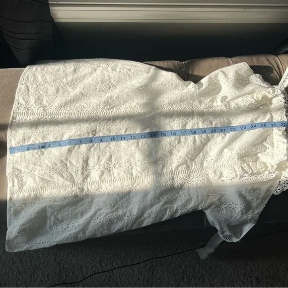 Finders keepers white eyelet lace open back mini dress women’s small - Picture 7 of 13